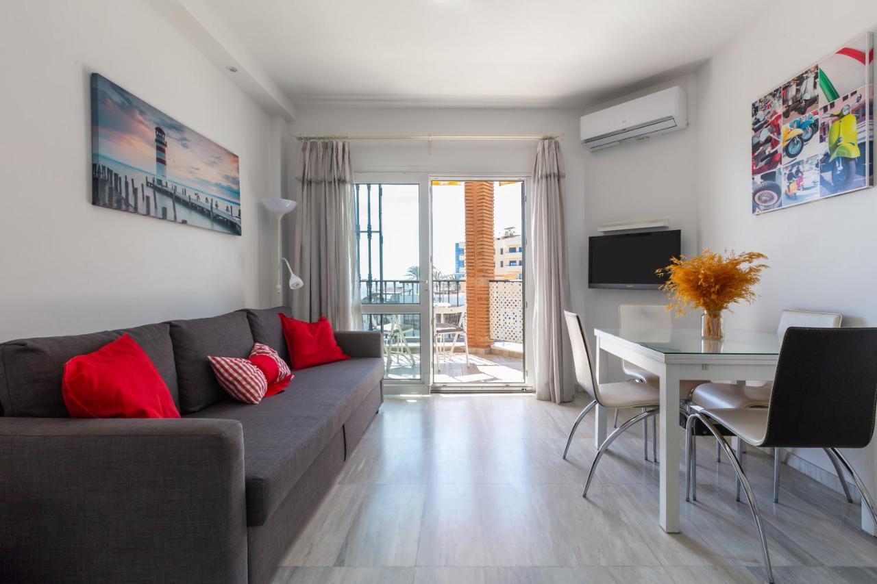 Lovely Seaview Apartment Benalmadena Luaran gambar